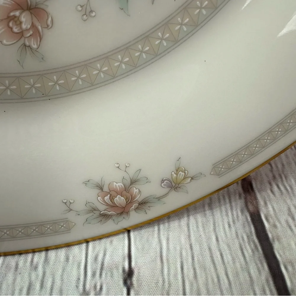 vintage Cervantes by Noritake ivory made in japan dinner plate cottagecore